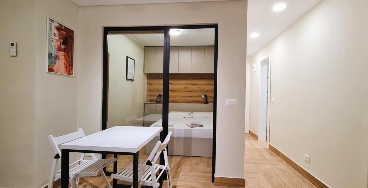 2V1 - Center Apartment 4 Tirana Extérieur photo